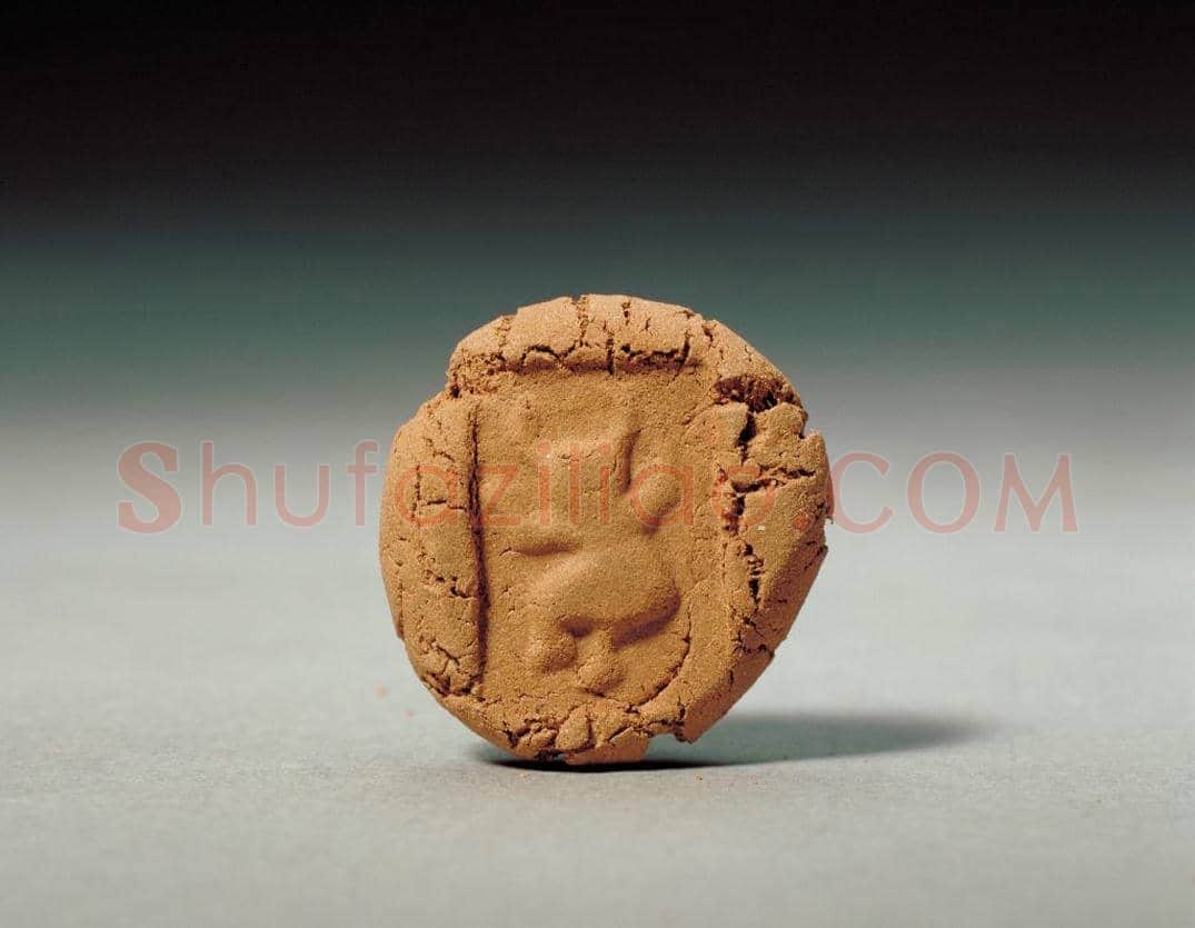 铜鼻钮牛形象人图案印 | 故宫玺印类藏品